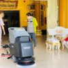 Máy chà rửa sàn, phụ kiện vệ sinh sàn nhà hàng, bệnh viện.