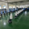 Máy chà sàn mini không dây, có tay cầm gập gọn, dễ vận chuyển.