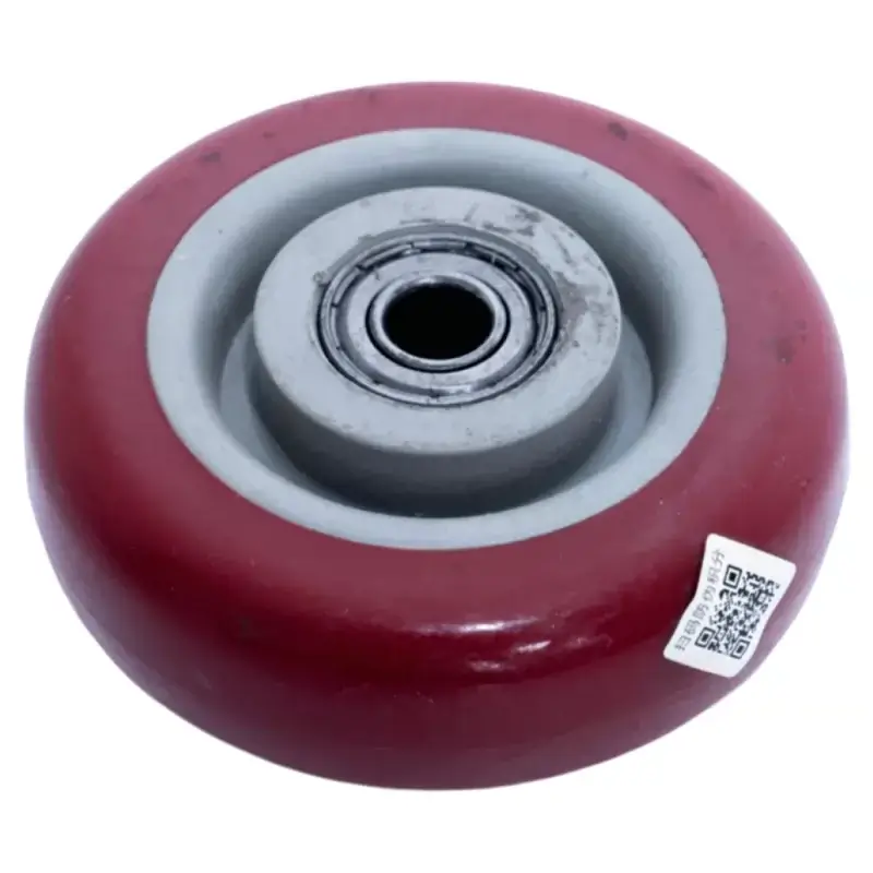 Bánh xe lớn của thùng rác máy quét rác Bánh xe lớn của thùng rác máy quét rác ngồi lái dùng để hỗ trợ di chuyển thùng chứa rác công nghiệp.