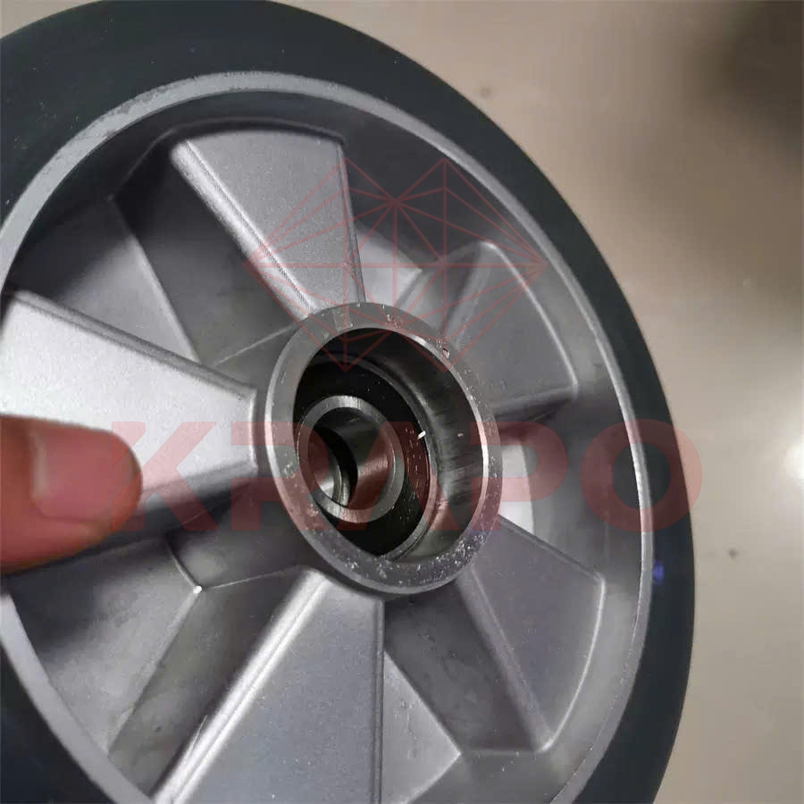 Bánh xe máy chà sàn liên hợp chính hãng