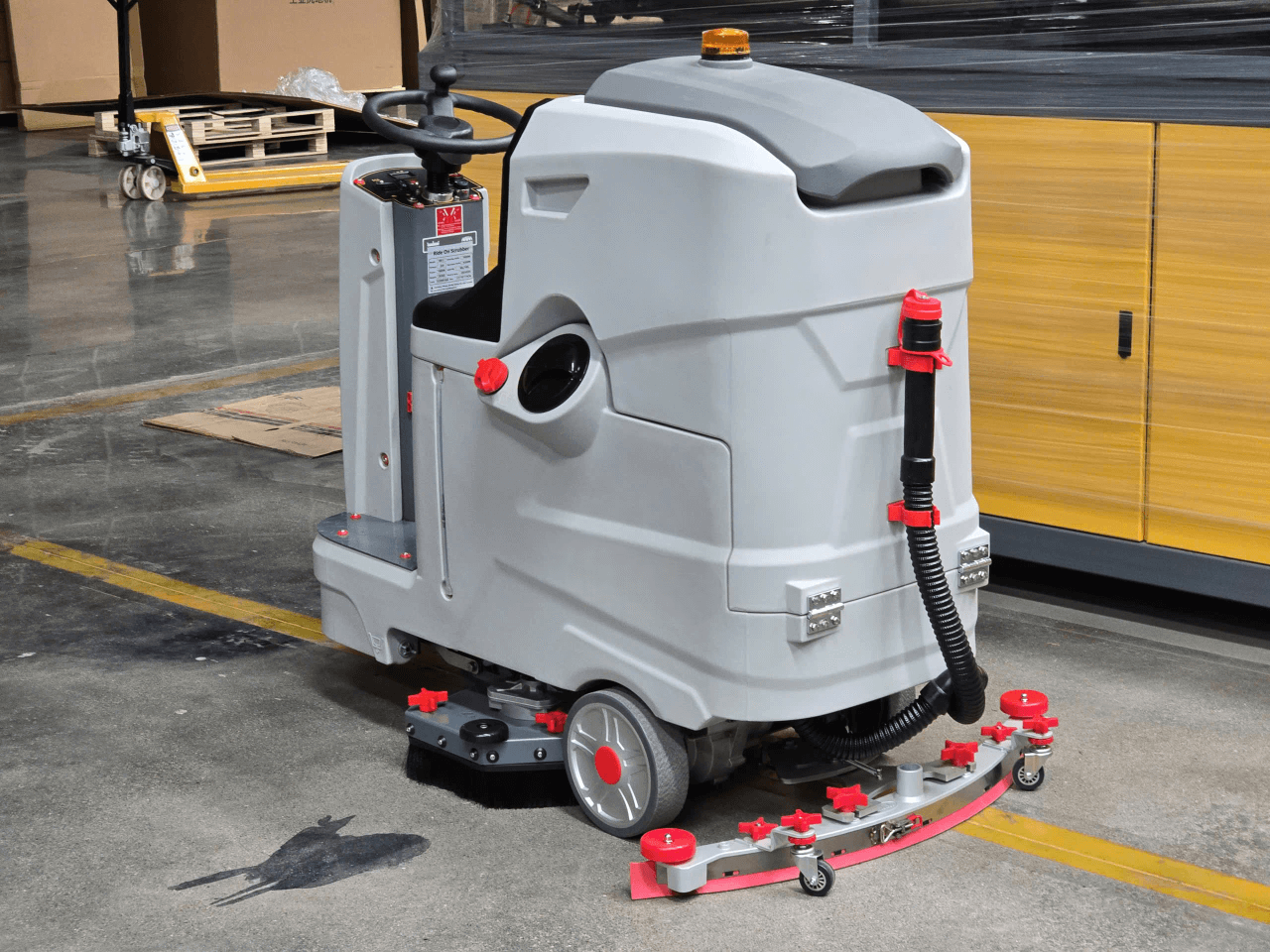Máy Chà Sàn Liên Hợp Ngồi Lái Krapo ATW6 Máy chà sàn liên hợp 700mm bàn chải kép