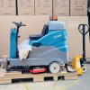 Máy Chà Sàn Ngồi Lái HiClean HC660 - góc phải